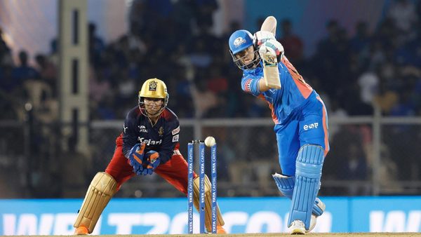 4-4-4-nat-sciver-brunt-keeps-the-momentum-going-6321988903112.Click to read full article.