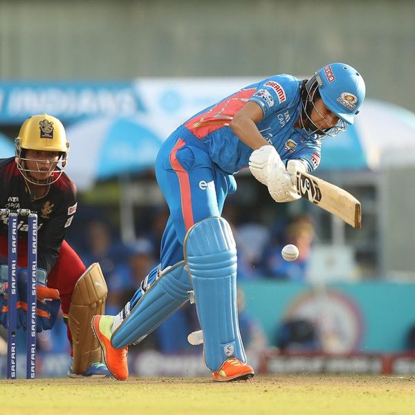 4-4-4-yastika-bhatia-takes-the-attack-to-ellyse-perry-6323020775112.Click to read full article.