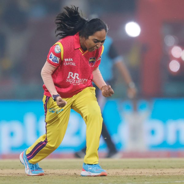 massive-moment-anjali-sarvani-cleans-up-ellyse-perry-6369779147112.Click to read full article.