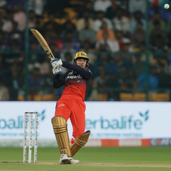 smriti-mandhanas-quick-fire-2613-sets-the-tone-for-rcb-6369146482112.Click to read full article.