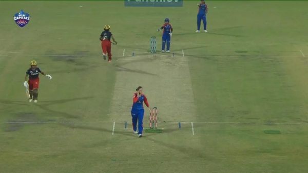 m17---dc-vs-rcb-disha-kasat-wicket-6348629108112.Click to read full article.