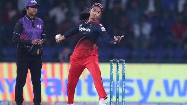 shreyanka-patil-leads-rcbs-fight-with-426-6348627299112.Click to read full article.