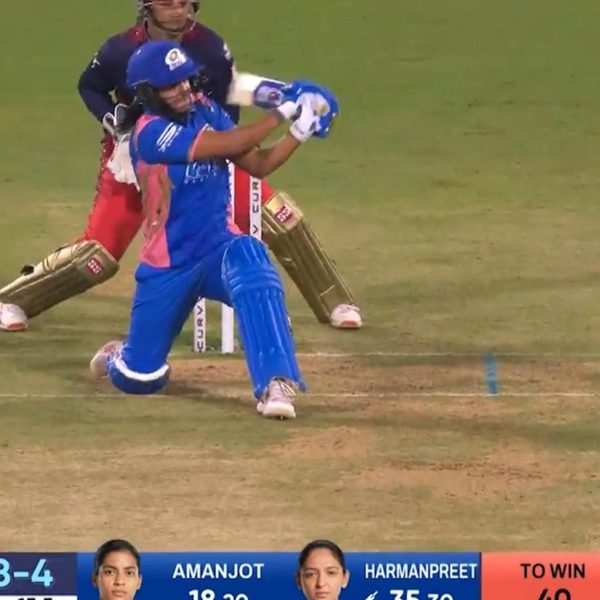 six-match-7-royal-challengers-bengaluru-vs-mumbai-indians-wpl-2025-harmanpreet-kaur-six-6369153158112.Click to read full article.