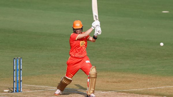 sophie-devine-delights-with-fiery-3820-6387519760112.Click to read full article.