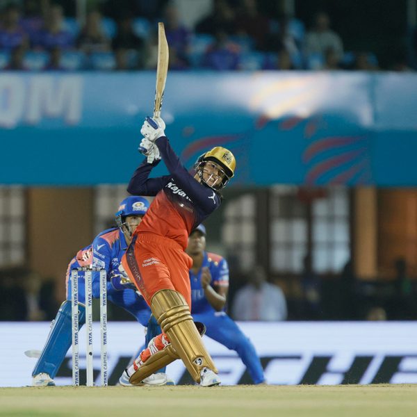 50-up-in-style-smriti-presses-accelerator-button-6369885909112.Click to read full article.