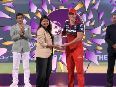 tata-wpl-2026---chatgpt-match-iq-award-of-the-season-sophie-devine-6388840721112.Click to read full article.