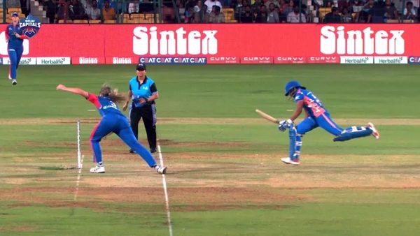 wicket-match-13-delhi-capitals-vs-mumbai-indians-wpl-2025-jintimani-kalita-wicket-6369443383112.Click to read full article.