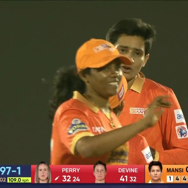 4-4-out-mansi-joshi-bounces-back-with-perrys-wicket-6322161154112.Click to read full article.