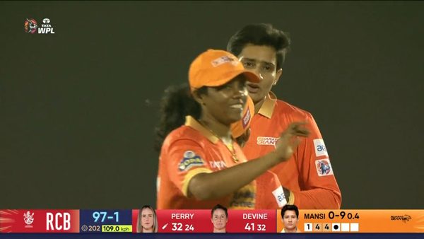 4-4-out-mansi-joshi-bounces-back-with-perrys-wicket-6322161154112.Click to read full article.