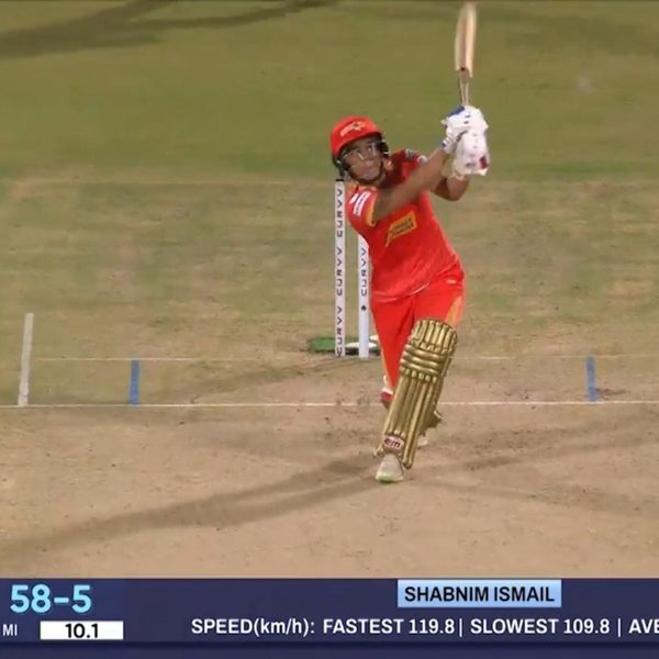 six-match-5-gujarat-giants-vs-mumbai-indians-wpl-2025-kashvee-gautam-six-6369000555112.Click to read full article.