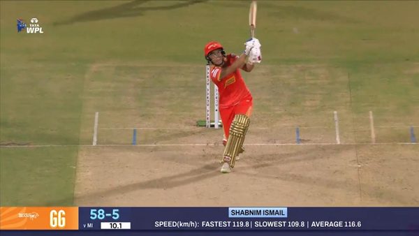 six-match-5-gujarat-giants-vs-mumbai-indians-wpl-2025-kashvee-gautam-six-6369000555112.Click to read full article.