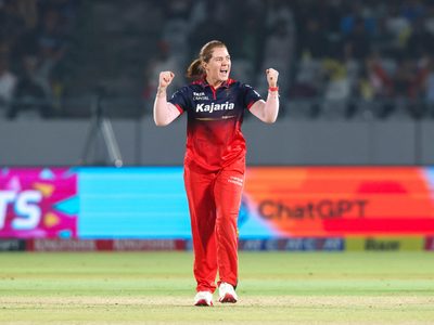 two-in-an-over-nadine-de-klerks-perfect-start-6388488211112.Click to read full article.