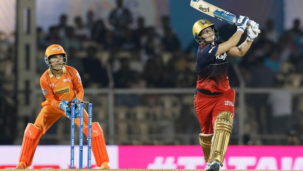 tonked-sophie-devine-smashes-longest-six-of-the-tournament-6322860797112.Click to read full article.