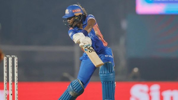 hat-trick-of-4s-matthews-goes-after-priya-mishra-6369968561112.Click to read full article.