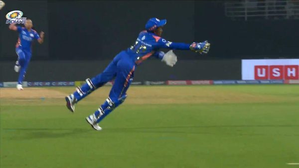 flying-kamalini-a-terrific-one-handed-blinder-6387527574112.Click to read full article.