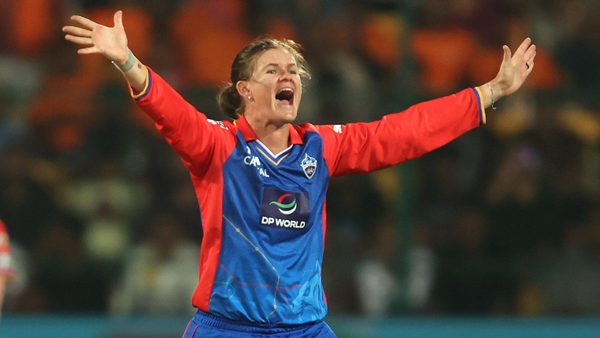 massive-breakthroughs-jonassen-removes-mooney-litchfield-in-same-over-6348156573112.Click to read full article.