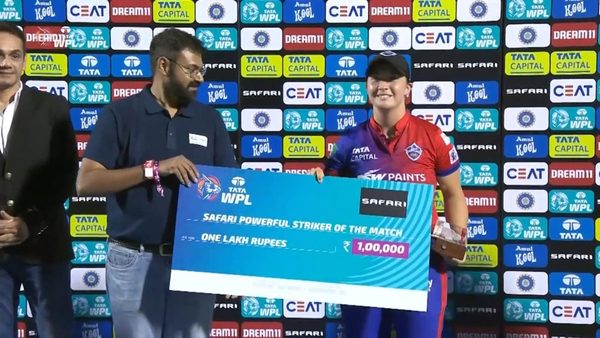 match-14-delhi-capitals-vs-gujarat-giants-safari-powerful-striker-alice-capsey-6322685940112.Click to read full article.