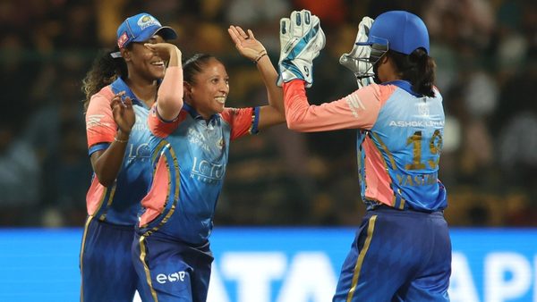 outfoxed-shabnim-dismisses-mooney-with-a-clever-slower-one-6347622707112.Click to read full article.