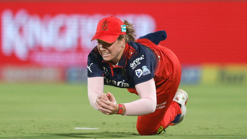 fantastic-catch-de-klerk-displays-athleticism-6388490711112.Click to read full article.