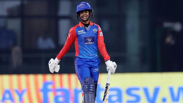 jemimah-rocks-delhi-with-quick-fire-5836-6348623629112.Click to read full article.