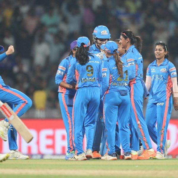 caught-captain---out-captain-harmanpreets-brilliant-catch-to-dismiss-meg-lanning-6322214540112.Click to read full article.