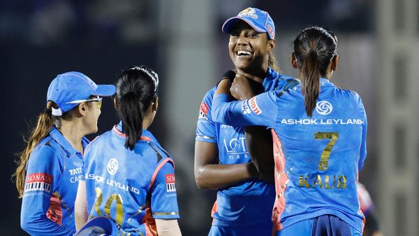 matthews-wields-her-magic-with-a-brilliant-spell-of-35-6323386860112.Click to read full article.