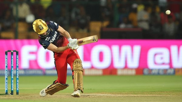 window-breaker-perrys-powerful-strike-smashes-car-window-6348214354112.Click to read full article.