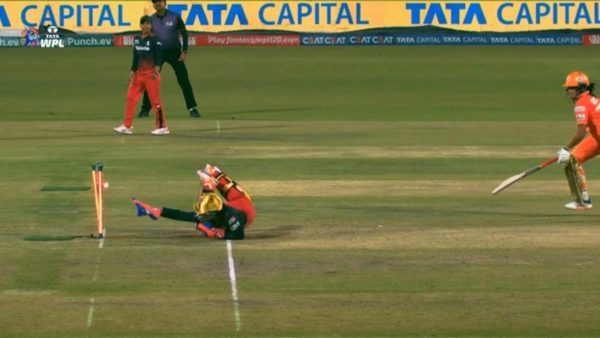 fantastic-run-out-ft-ekta-bisht-richa-ghosh-6348334538112.Click to read full article.