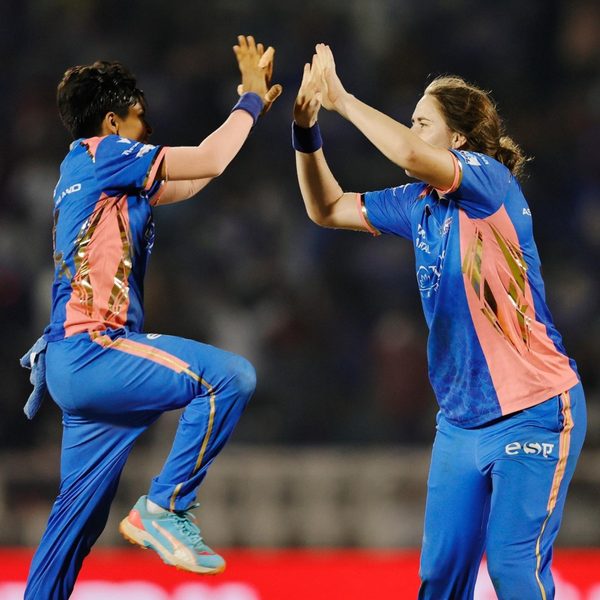 wpl-25-m22f-w-w---nat-sciver-6370084188112.Click to read full article.