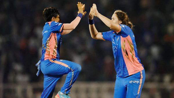 wpl-25-m22f-w-w---nat-sciver-6370084188112.Click to read full article.