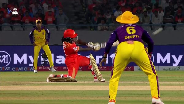 six-match-3-gujarat-giants-vs-up-warriorz-wpl-2025-deandra-dottin-six-6368924784112.Click to read full article.