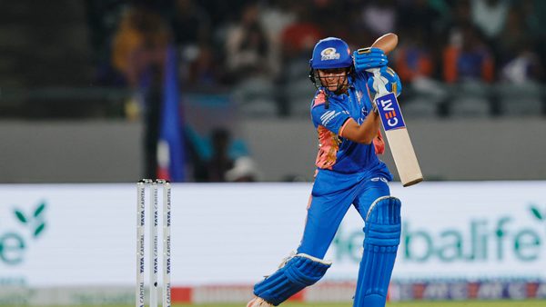 captain-harmanpreets-enterprising-42-propels-mi-6368881541112.Click to read full article.