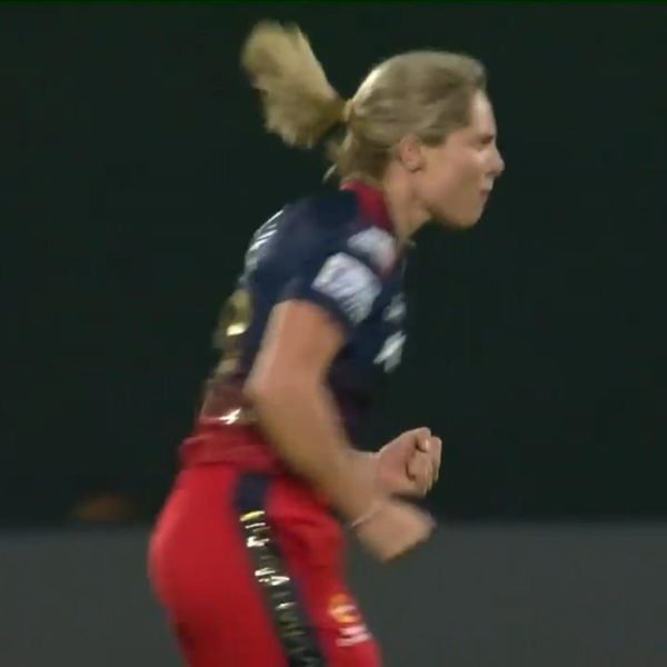 4-out-molineux-perfect-reply-to-healy-6347555508112.Click to read full article.