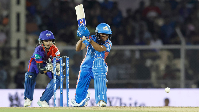 फाइनल में कप्तानी और बल्लेबाजी से चमकी हरमनप्रीत कौर, धड़कन रोक देने वाले मुकाबले में दिल्ली को 7 विकेटों से रौंदकर मुंबई बनी WPL चैंपियन