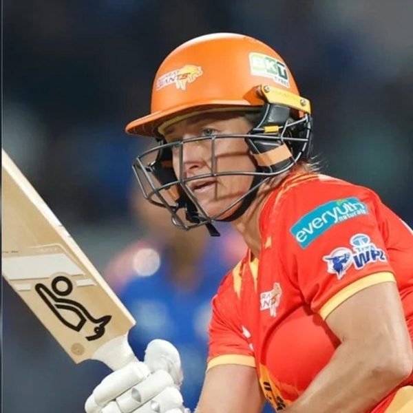 m06-mi-vs-gg-2nd-over-all-fours-for-package-6387661504112.Click to read full article.