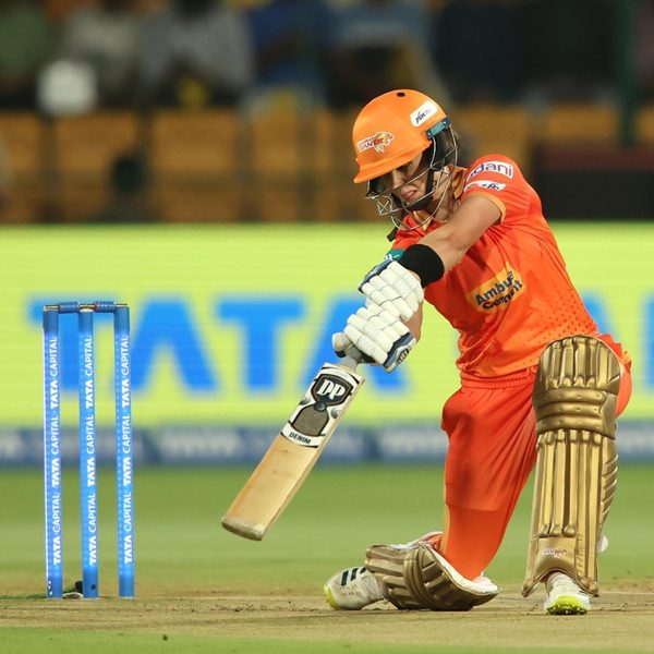 4-4-4-laura-wolvaardt-delights-with-drive-and-cuts-6348005944112.Click to read full article.