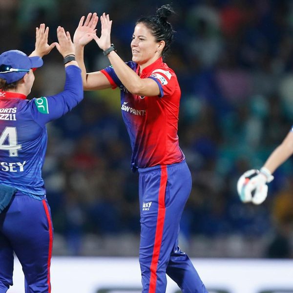 double-delight-kapp-removes-yastika-bhatia-and-nat-sciver-brunt-in-first-over-6322972892112.Click to read full article.