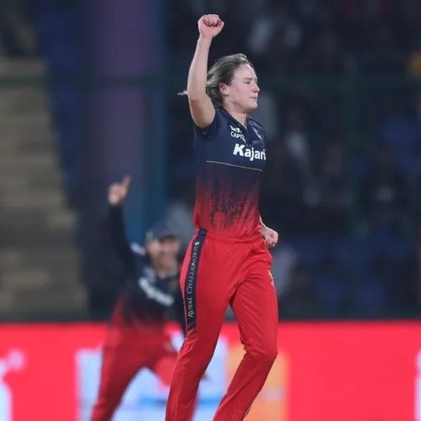 exceptional-ellyse-perry-claims-the-best-bowling-figures-in-wpl-history-6348750253112.Click to read full article.