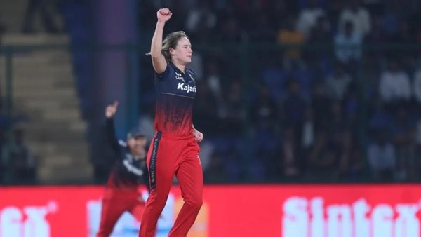 exceptional-ellyse-perry-claims-the-best-bowling-figures-in-wpl-history-6348750253112.Click to read full article.