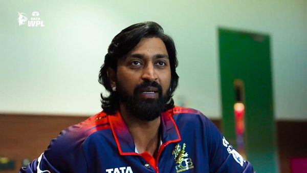 krunal-pandya-shows-his-support-for-rcb-in-vadodara-6388309081112.Click to read full article.