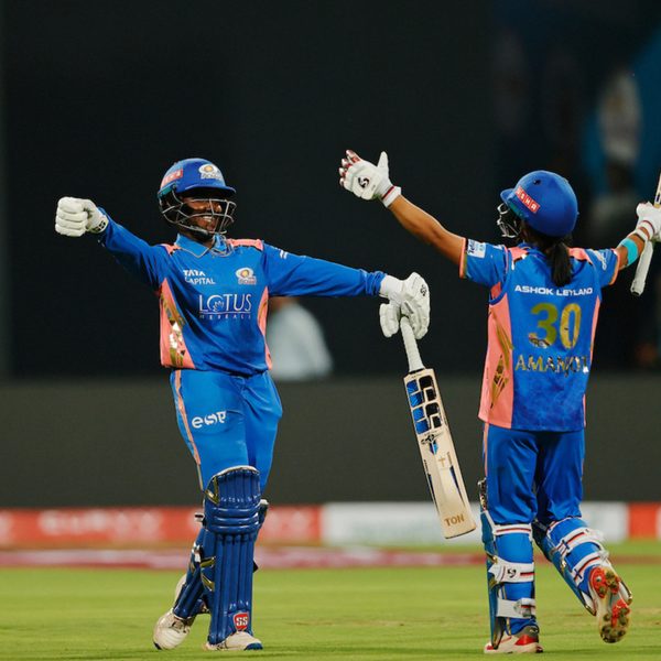 last-over-thriller-amanjot-kamalini-hold-nerve-to-win-it-for-mi-6369153016112.Click to read full article.