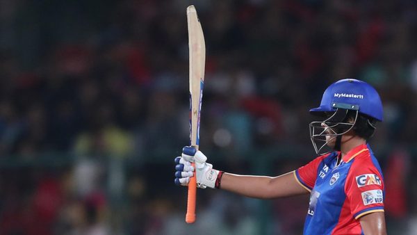 shafali-verma-sets-the-platform-with-5031-6347932055112.Click to read full article.