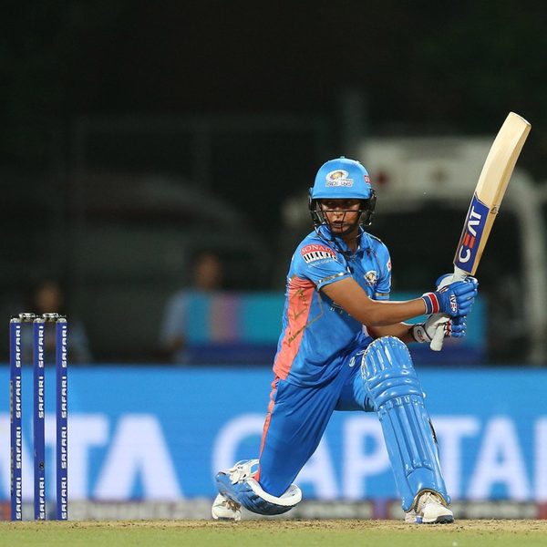 drs-done-right-harmanpreet-kaur-survives-6323229727112.Click to read full article.